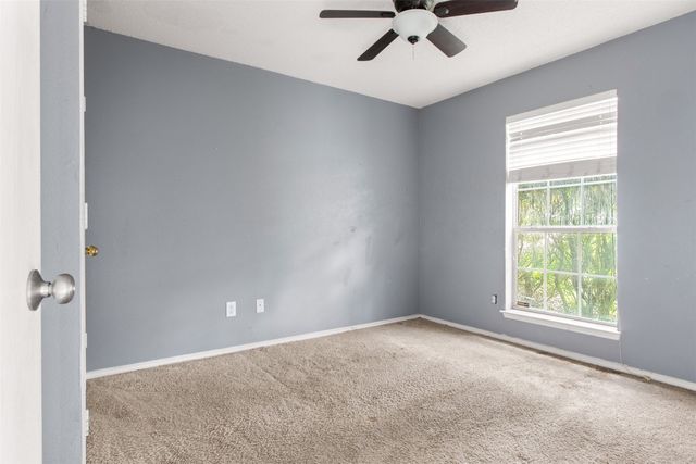 809 Elbe Drive, Arlington, TX 76001