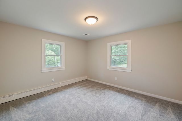 4080 NW 46th Place, Des Moines, IA 50310