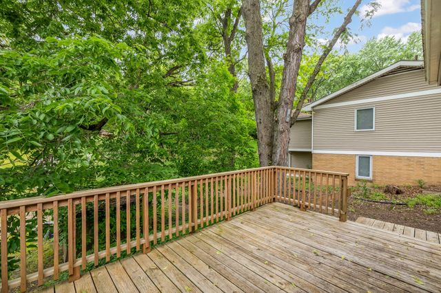 4080 NW 46th Place, Des Moines, IA 50310