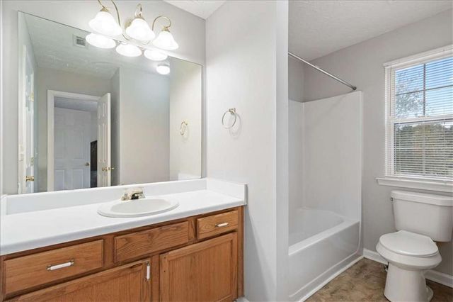 2628 ESSEX Court, Conyers, GA 30013