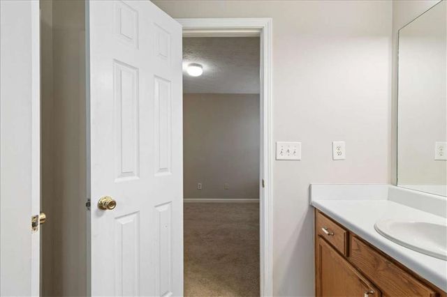 2628 ESSEX Court, Conyers, GA 30013