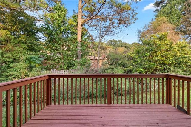 2628 ESSEX Court, Conyers, GA 30013