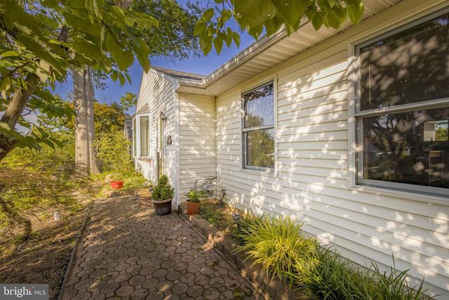 31 WYNDMOOR DR, Glenside, PA 19038