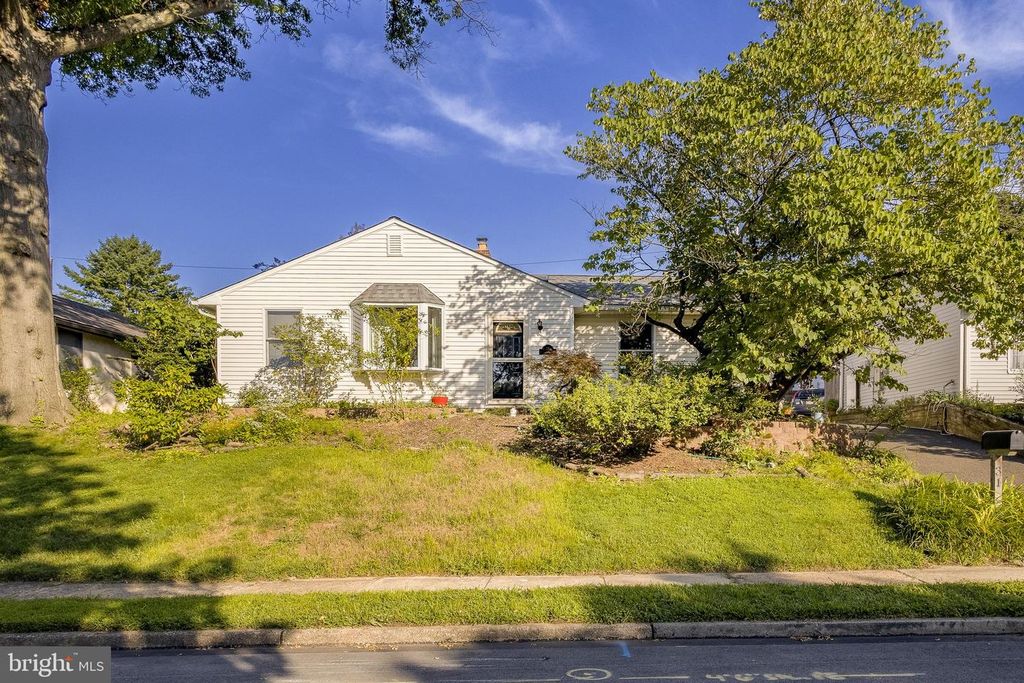 31 WYNDMOOR DR, Glenside, PA 19038