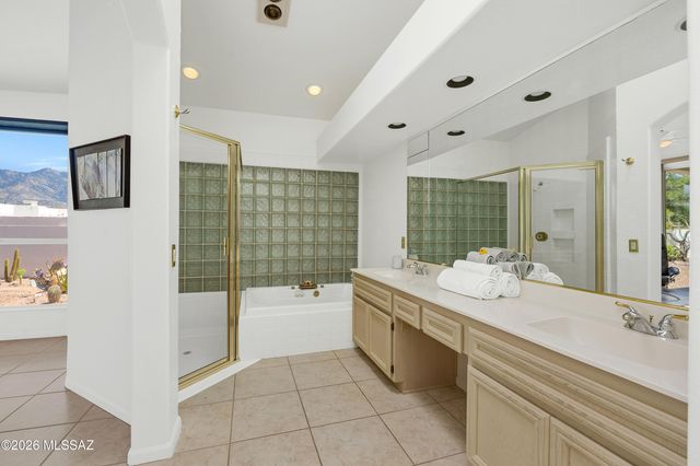 64201 E Santa Catalina Court, Tucson, AZ 85739
