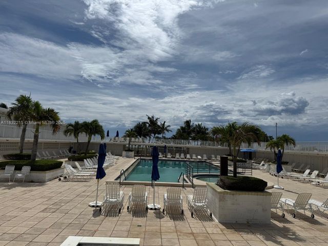 4747 Collins Ave 502, Miami Beach, FL 33140