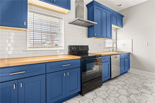 66 Weyman Avenue SW, Atlanta, GA 30315