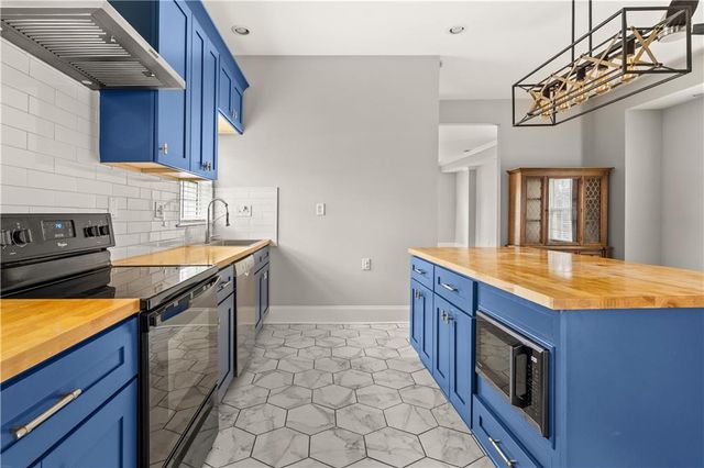 66 Weyman Avenue SW, Atlanta, GA 30315