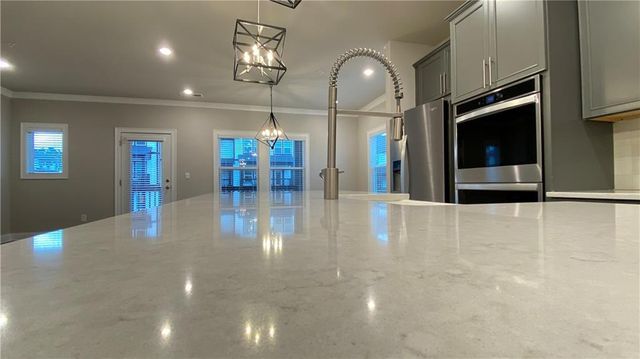 1040 Knoxboro Lane, Woodstock, GA 30188