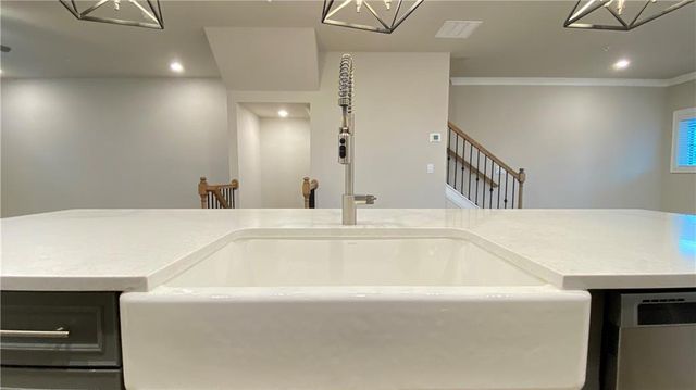 1040 Knoxboro Lane, Woodstock, GA 30188