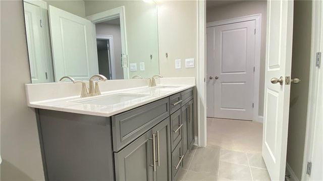 1040 Knoxboro Lane, Woodstock, GA 30188