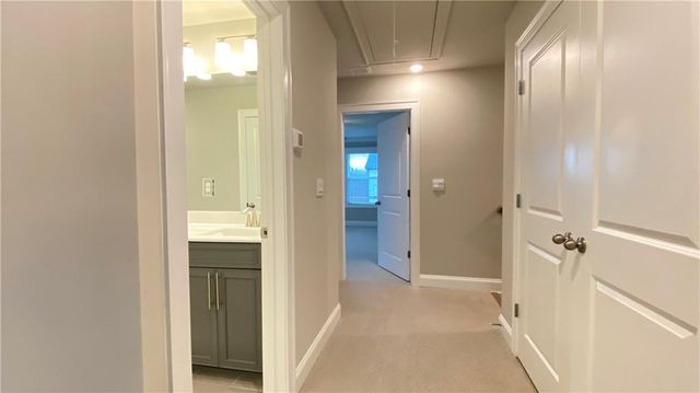 1040 Knoxboro Lane, Woodstock, GA 30188