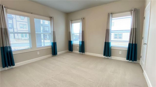 1040 Knoxboro Lane, Woodstock, GA 30188