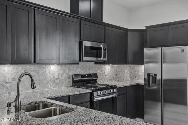 13886 Paseo Bosque Avenue, El Paso, TX 79928
