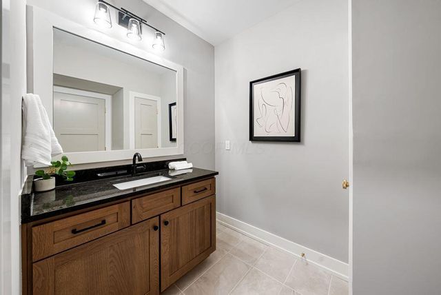 3163 S Dorchester Road, Columbus, OH 43221