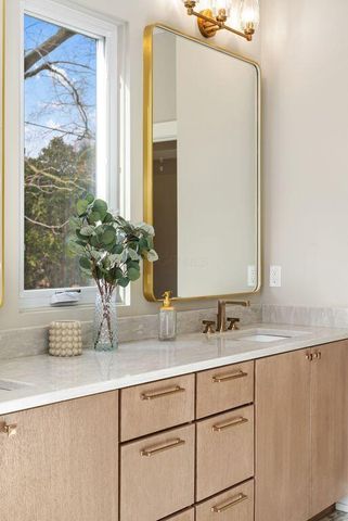 3163 S Dorchester Road, Columbus, OH 43221