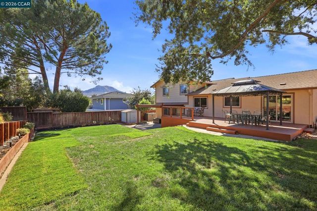 1859 Yolanda Cir, Clayton, CA 94517