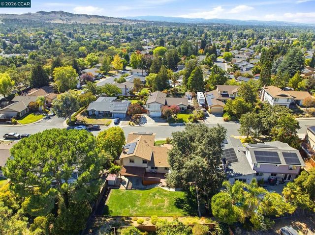 1859 Yolanda Cir, Clayton, CA 94517
