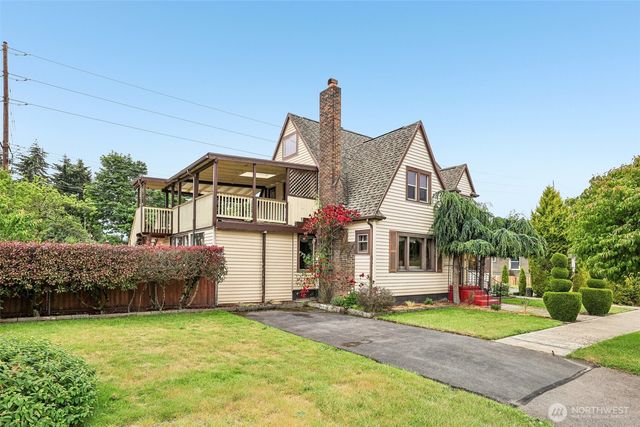 2542 S Cushman Avenue, Tacoma, WA 98405