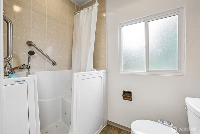 2542 S Cushman Avenue, Tacoma, WA 98405