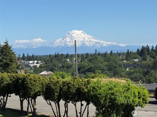 2542 S Cushman Avenue, Tacoma, WA 98405