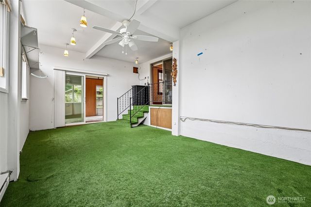 2542 S Cushman Avenue, Tacoma, WA 98405