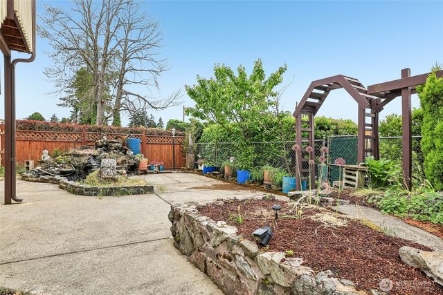 2542 S Cushman Avenue, Tacoma, WA 98405