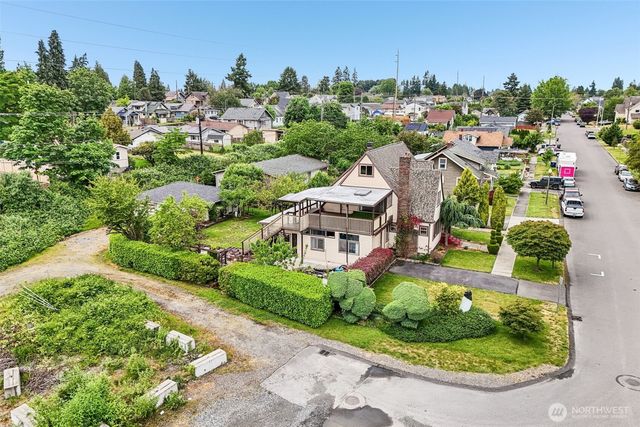 2542 S Cushman Avenue, Tacoma, WA 98405