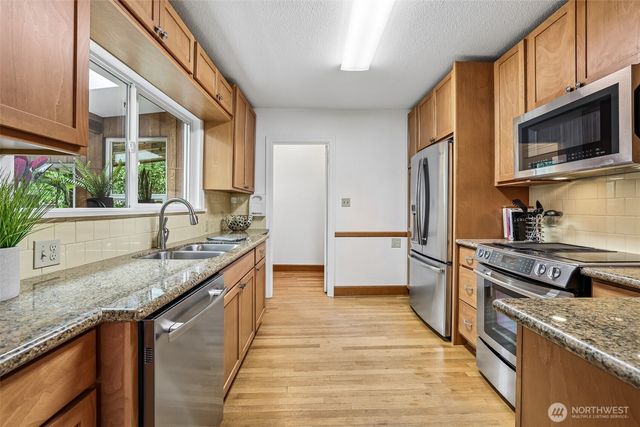 2542 S Cushman Avenue, Tacoma, WA 98405