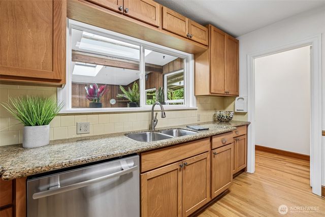 2542 S Cushman Avenue, Tacoma, WA 98405