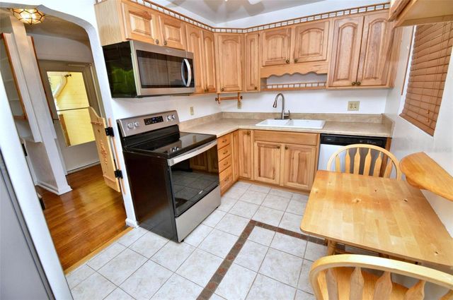 1732 CORDOVA AVENUE, Daytona Beach, FL 32117