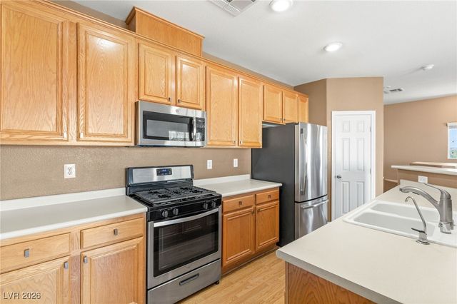 1371 Grass Creek Avenue 3, Henderson, NV 89012