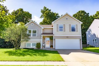 6860 Cypress Bay Drive, Kalamazoo, MI 49009