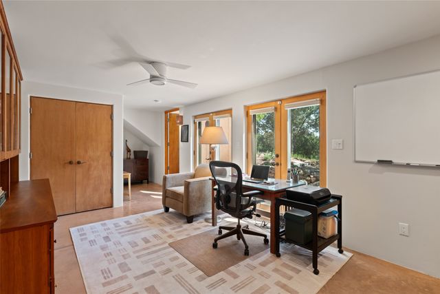 1014 Sierra Del Norte, Santa Fe, NM 87501