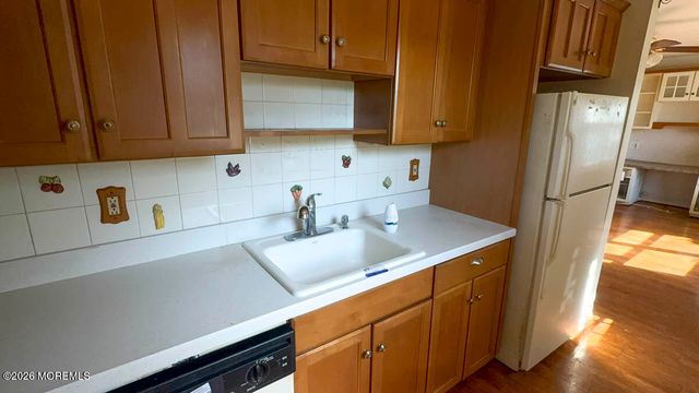 71C White Street 71C, Eatontown, NJ 07724