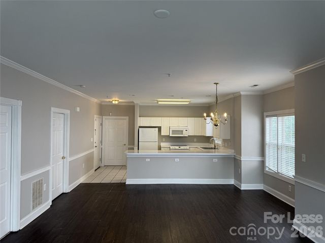 9020 Meadow Vista Road, Charlotte, NC 28213