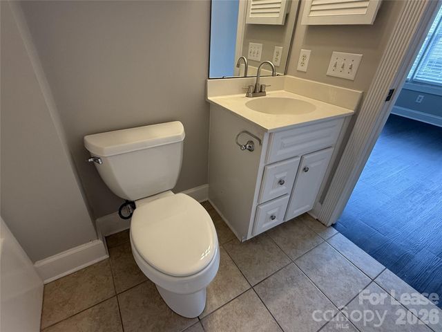 9020 Meadow Vista Road, Charlotte, NC 28213