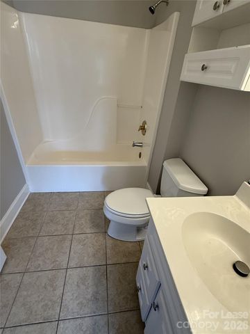 9020 Meadow Vista Road, Charlotte, NC 28213