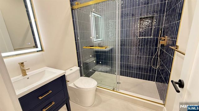 24 Peterson Road, Wayne, NJ 07470