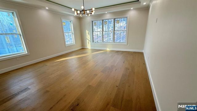 24 Peterson Road, Wayne, NJ 07470