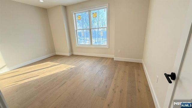 24 Peterson Road, Wayne, NJ 07470