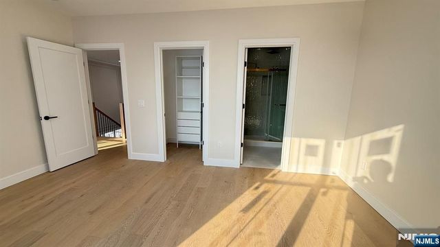 24 Peterson Road, Wayne, NJ 07470