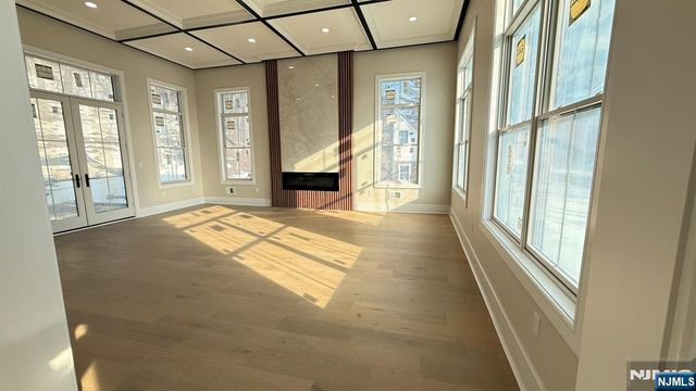 24 Peterson Road, Wayne, NJ 07470