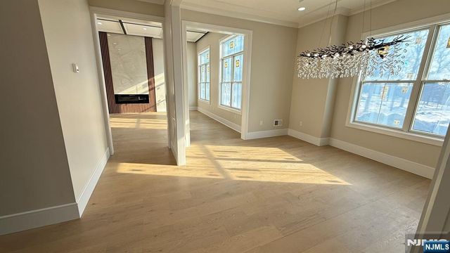 24 Peterson Road, Wayne, NJ 07470