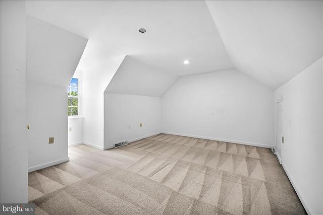 48 PENNWICK DR, Lititz, PA 17543