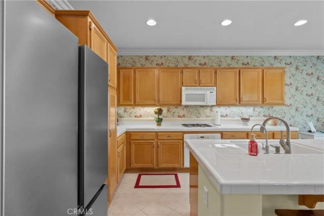 30127 Galbreth Court, Castaic, CA 91384