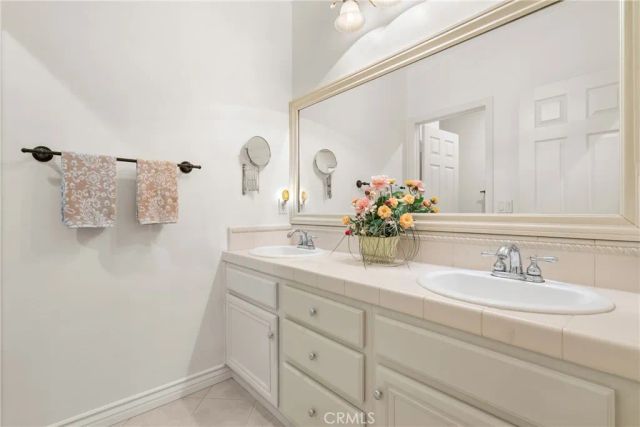 30127 Galbreth Court, Castaic, CA 91384