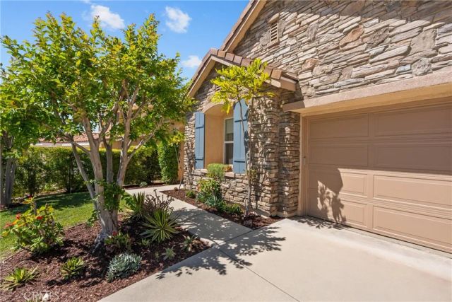 30127 Galbreth Court, Castaic, CA 91384