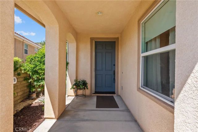 30127 Galbreth Court, Castaic, CA 91384