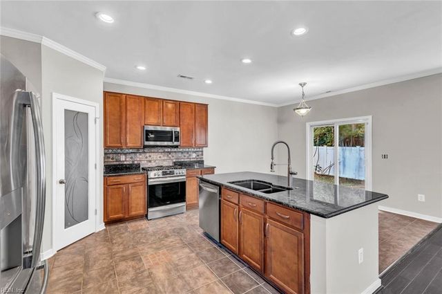 104 Linfoot CT, Williamsburg, VA 23185